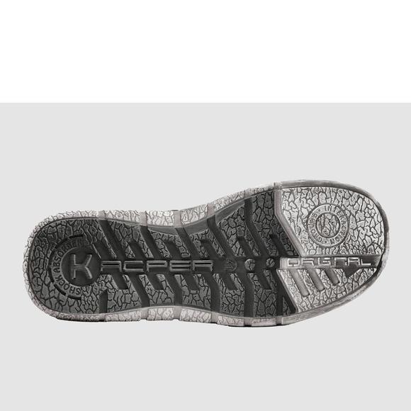 NEW KCR GROUP men's all-day closed-toe leather sandal in grey - Picture 6 of 7